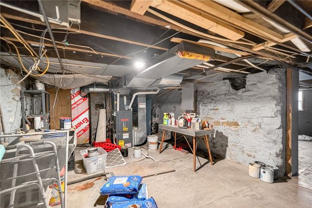 3308 N 32nd Ave, Pulaski Twp, PA 15066