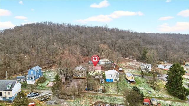 3308 N 32nd Ave, Pulaski Twp, PA 15066