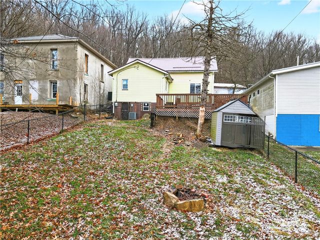 3308 N 32nd Ave, Pulaski Twp, PA 15066