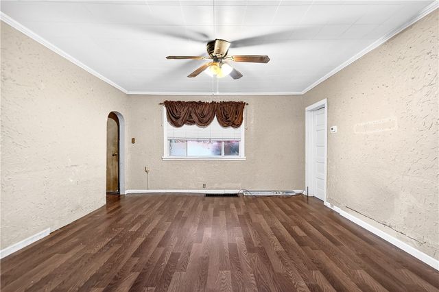 3308 N 32nd Ave, Pulaski Twp, PA 15066