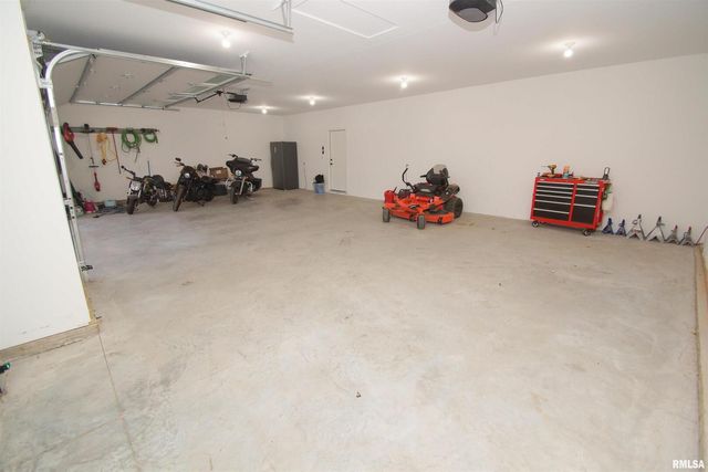10703 52ND Street Court W, Milan, IL 61264