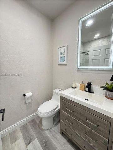 8432 NW 107th Court 3-35, Doral, FL 33178
