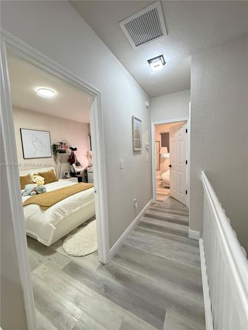 8432 NW 107th Court 3-35, Doral, FL 33178