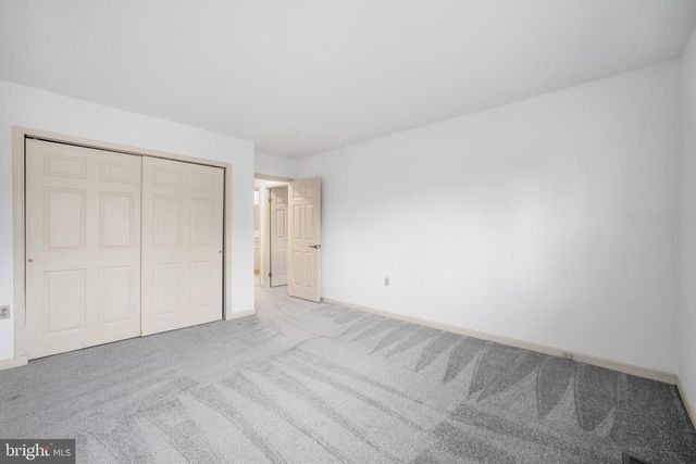 1103 MOOREFIELD HILL CT SW, Vienna, VA 22180