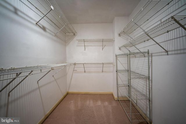 1103 MOOREFIELD HILL CT SW, Vienna, VA 22180