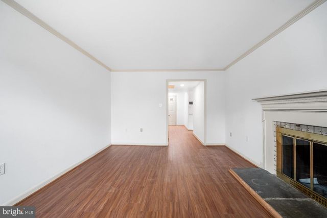 1103 MOOREFIELD HILL CT SW, Vienna, VA 22180