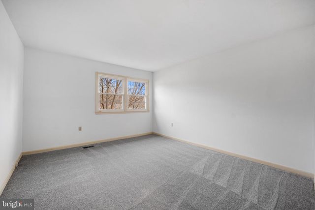 1103 MOOREFIELD HILL CT SW, Vienna, VA 22180