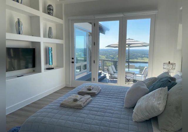 5924 Lookout Mountain DR, Austin, TX 78731