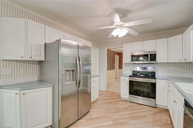 4005 Glenn Landing Drive, Winston-salem, NC 27107