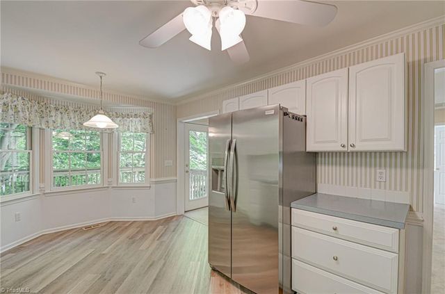 4005 Glenn Landing Drive, Winston-salem, NC 27107