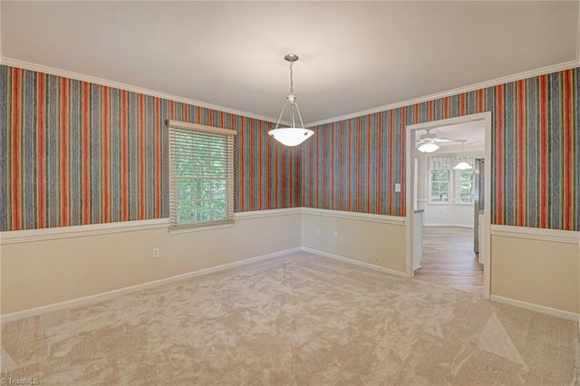 4005 Glenn Landing Drive, Winston-salem, NC 27107