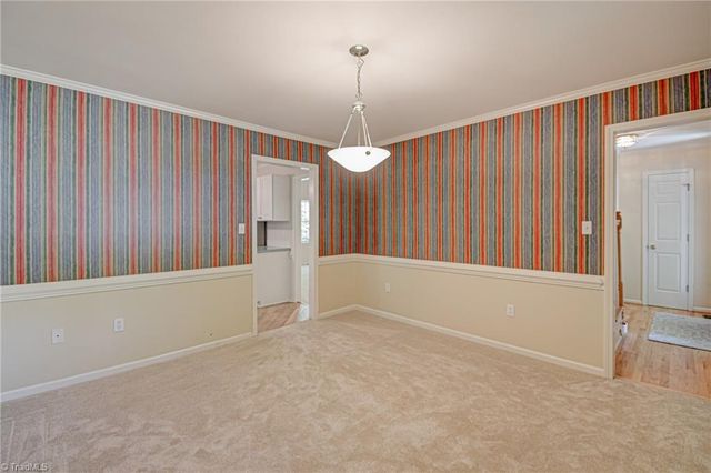 4005 Glenn Landing Drive, Winston-salem, NC 27107