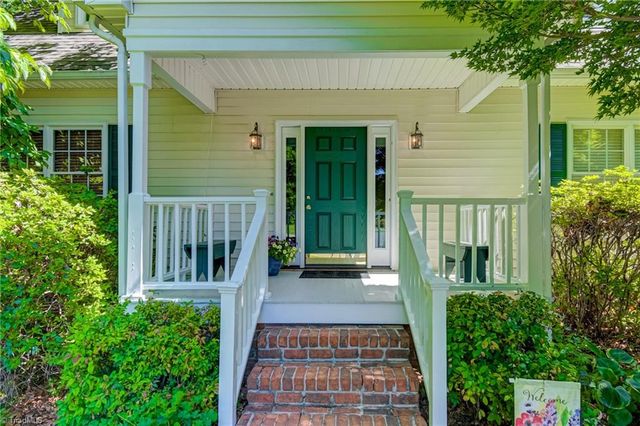 4005 Glenn Landing Drive, Winston-salem, NC 27107