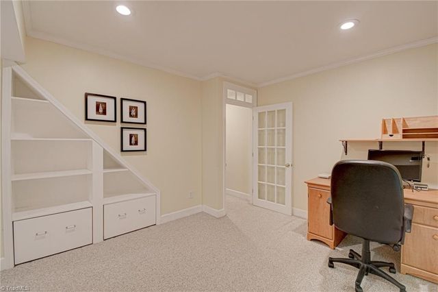 4005 Glenn Landing Drive, Winston-salem, NC 27107