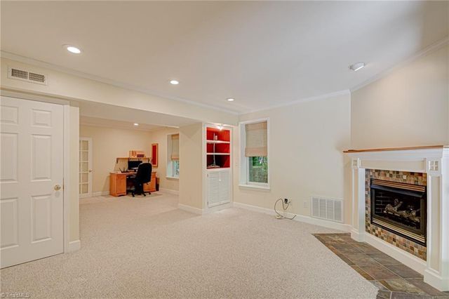 4005 Glenn Landing Drive, Winston-salem, NC 27107