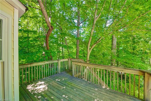 4005 Glenn Landing Drive, Winston-salem, NC 27107