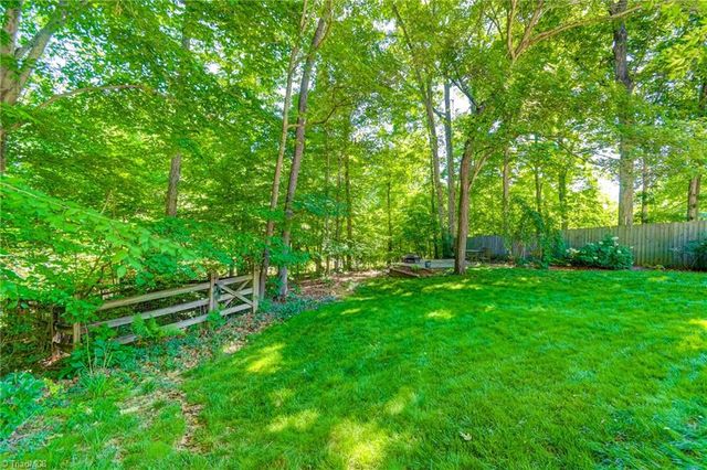 4005 Glenn Landing Drive, Winston-salem, NC 27107