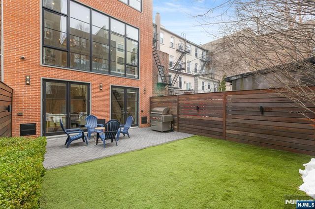 110 Park Avenue 1, Hoboken, NJ 07030