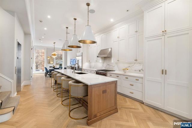 110 Park Avenue 1, Hoboken, NJ 07030
