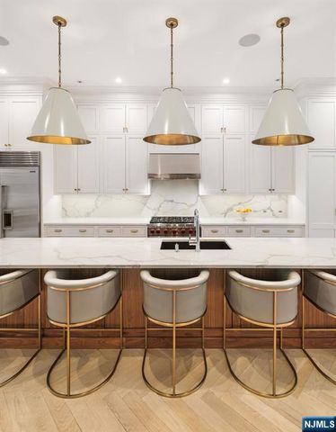 110 Park Avenue 1, Hoboken, NJ 07030