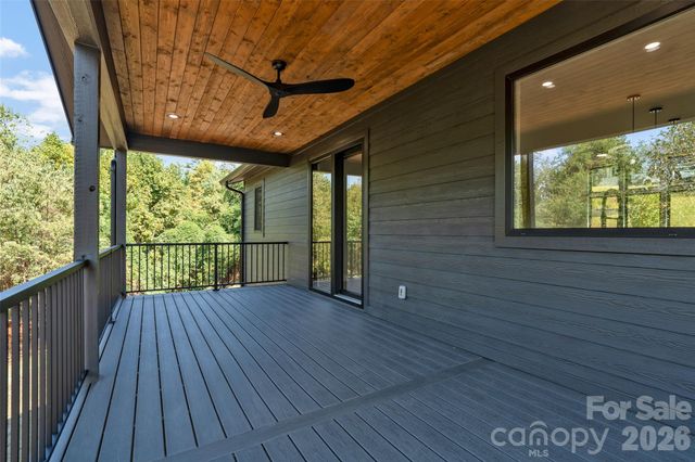 4 Tremorra Trail, Leicester, NC 28748