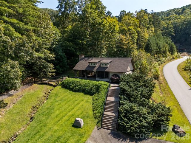 4 Tremorra Trail, Leicester, NC 28748