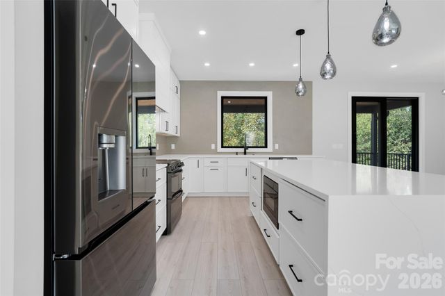 4 Tremorra Trail, Leicester, NC 28748