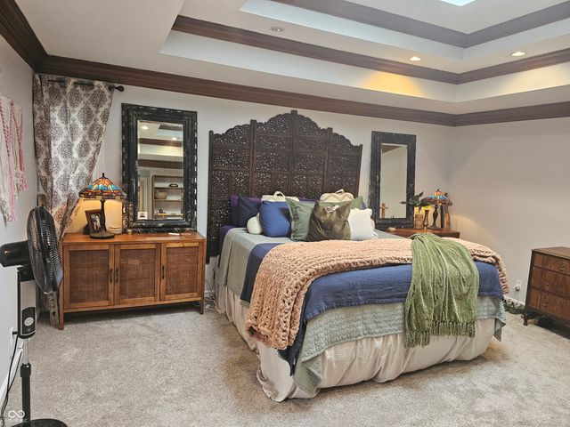 8423 Mud Creek Road, Indianapolis, IN 46256