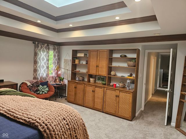 8423 Mud Creek Road, Indianapolis, IN 46256