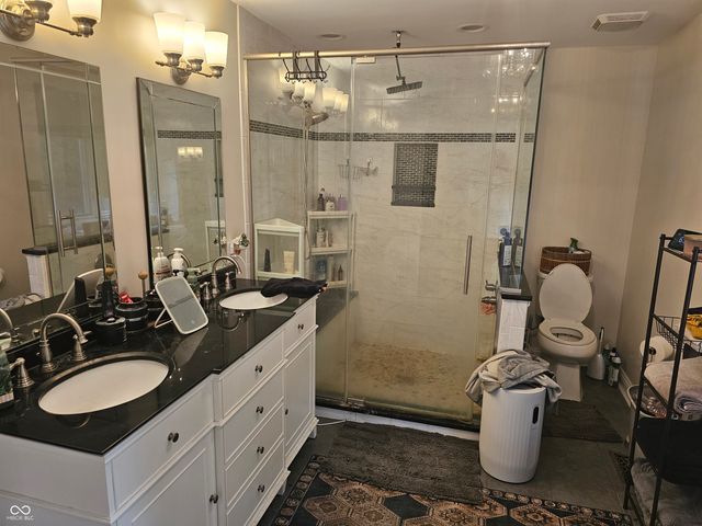 8423 Mud Creek Road, Indianapolis, IN 46256