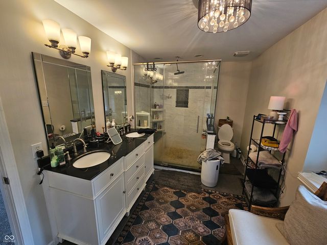 8423 Mud Creek Road, Indianapolis, IN 46256