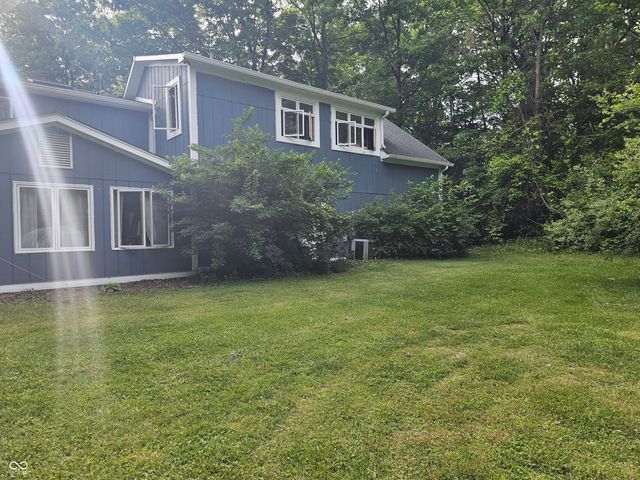 8423 Mud Creek Road, Indianapolis, IN 46256