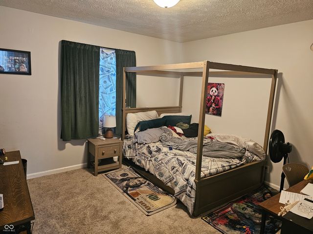 8423 Mud Creek Road, Indianapolis, IN 46256