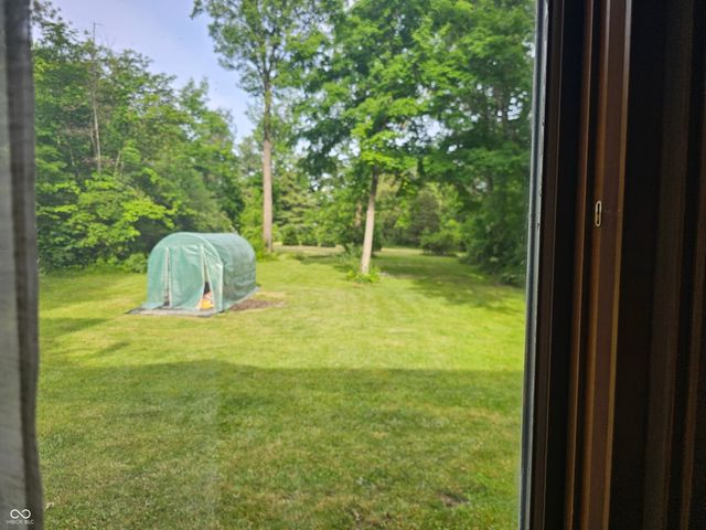 8423 Mud Creek Road, Indianapolis, IN 46256