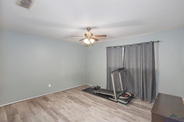 2206 Hendricks, Gladewater, TX 75647