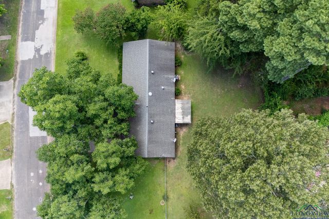 2206 Hendricks, Gladewater, TX 75647