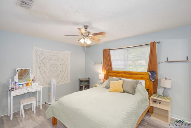 2206 Hendricks, Gladewater, TX 75647