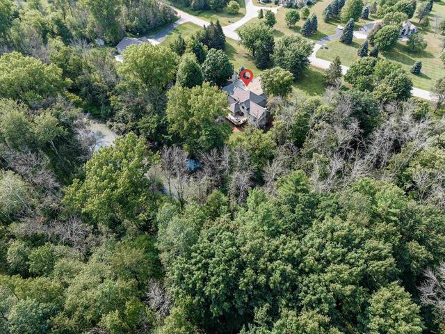 W8678 HILLVIEW ROAD, Hortonville, WI 54944
