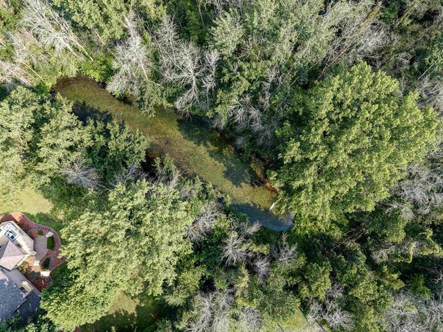 W8678 HILLVIEW ROAD, Hortonville, WI 54944