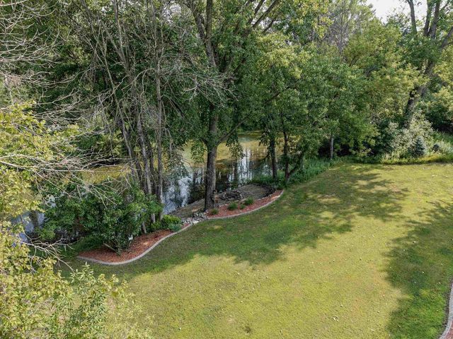 W8678 HILLVIEW ROAD, Hortonville, WI 54944
