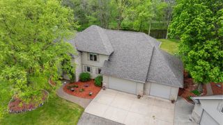 W8678 HILLVIEW ROAD, Hortonville, WI 54944