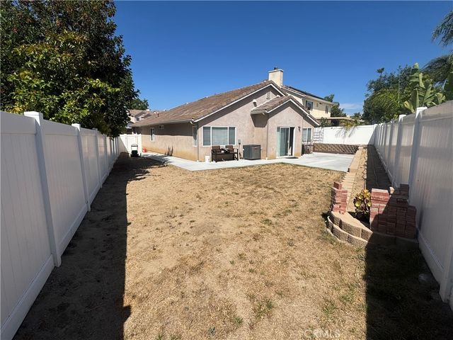 33531 Maplewood Court, Temecula, CA 92592