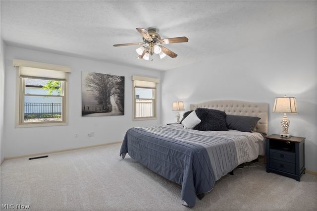 22669 Melissa Lane, Strongsville, OH 44149