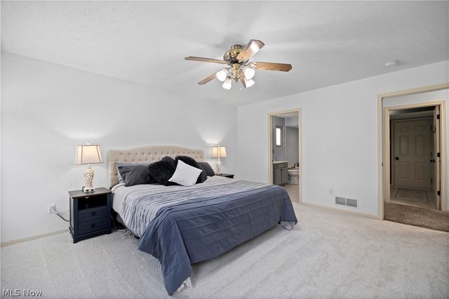 22669 Melissa Lane, Strongsville, OH 44149