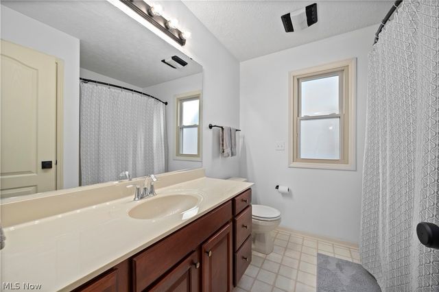 22669 Melissa Lane, Strongsville, OH 44149