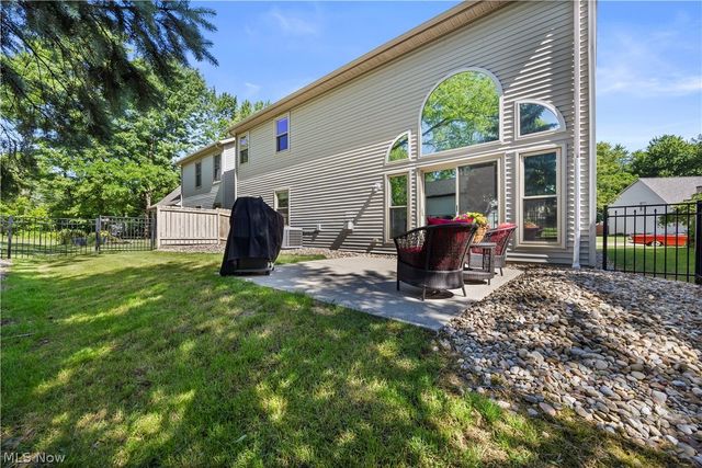 22669 Melissa Lane, Strongsville, OH 44149