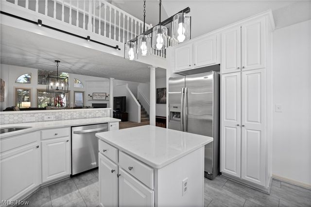 22669 Melissa Lane, Strongsville, OH 44149
