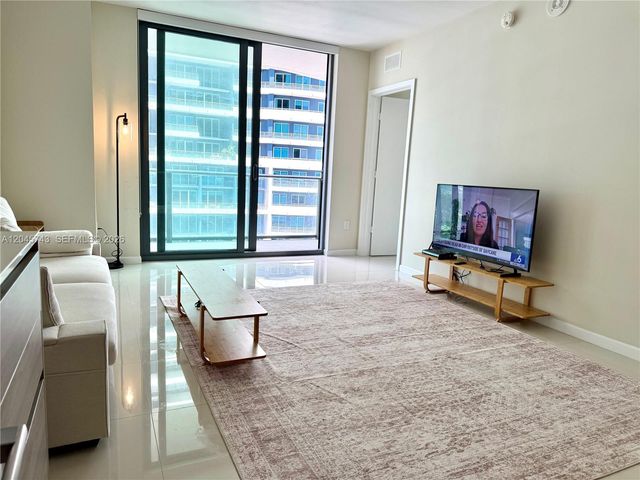 1300 S Miami Ave 4108, Miami, FL 33130