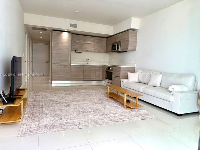 1300 S Miami Ave 4108, Miami, FL 33130