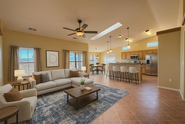 620 9th Street NE, Rio Rancho, NM 87124